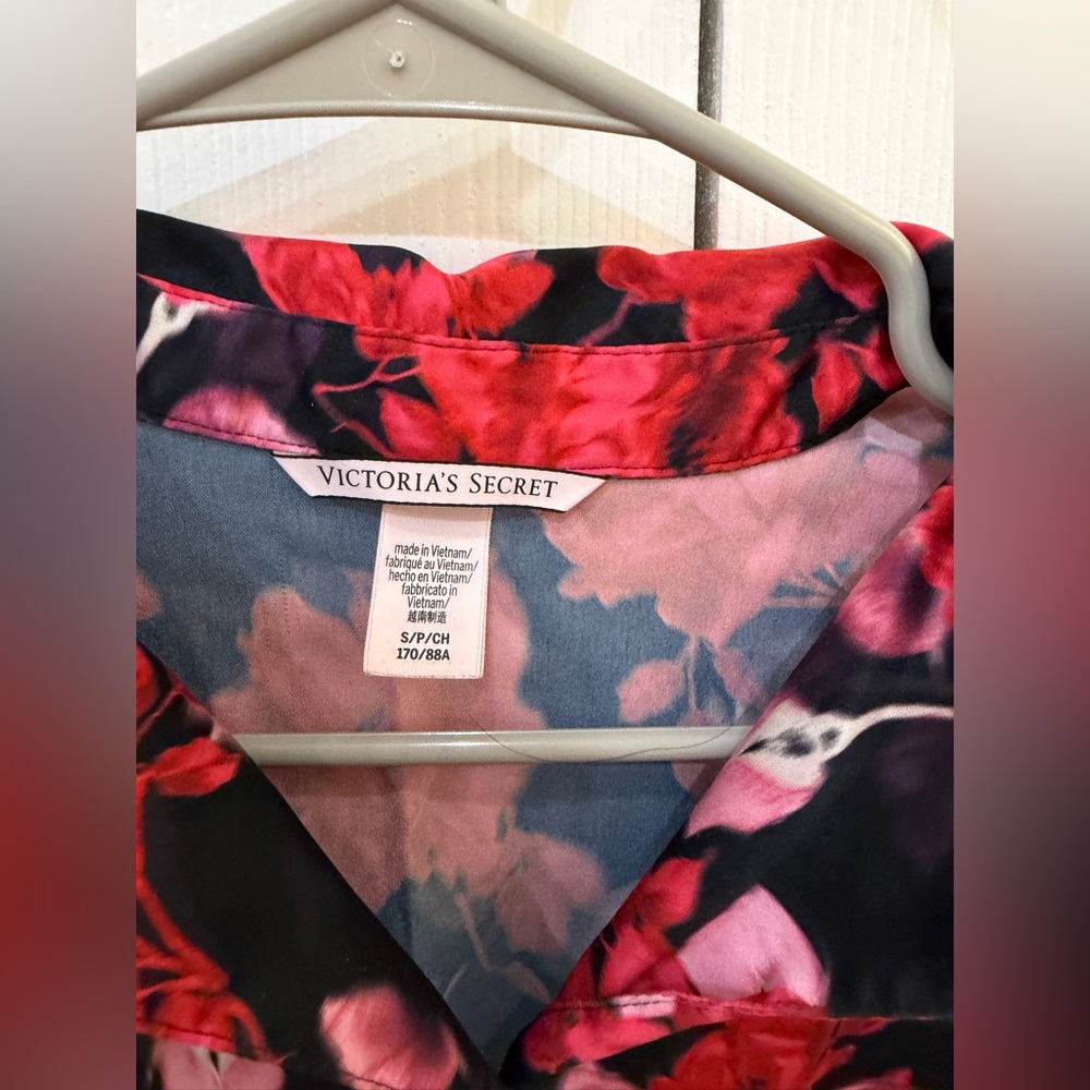 10 piece pajama. All for $10 - Picture 6 of 14